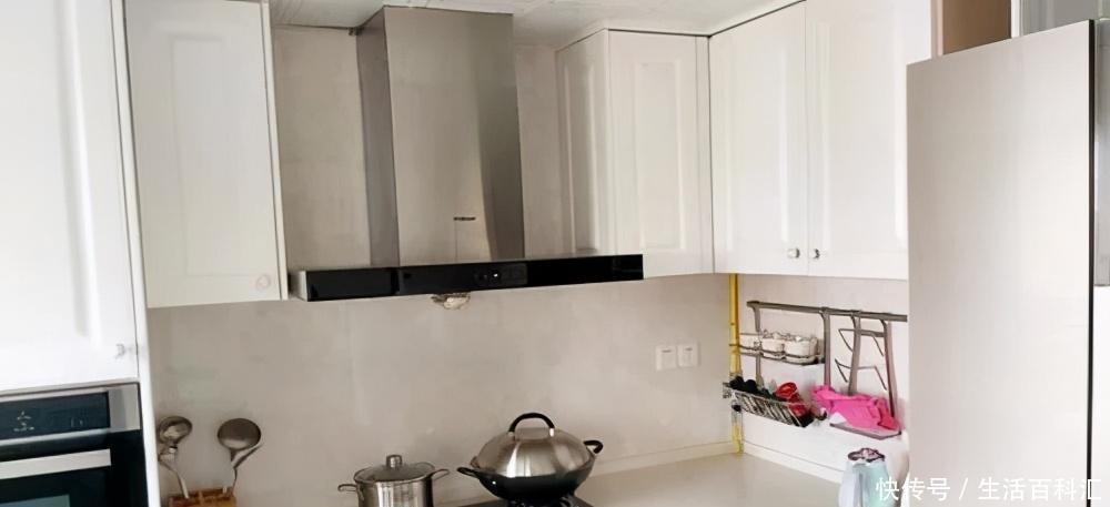 收纳|98平米小三居,全屋白墙经典时尚,营造舒适温馨空间