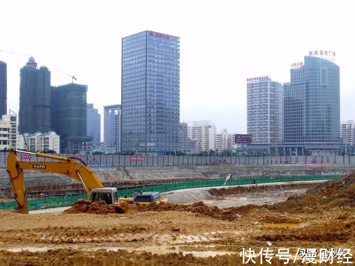 续期|房子只有70年产权，那70年后产权到期了，房子不属于自己了吗？