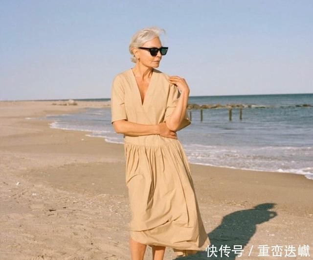 想要显年轻的中年女人，最实用的“减龄”形象打造，2招改头换面