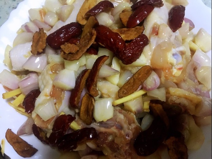 红枣|秋天，这道蒸菜多做给孩子吃，鲜香开胃不上火，孩子爱吃身体好