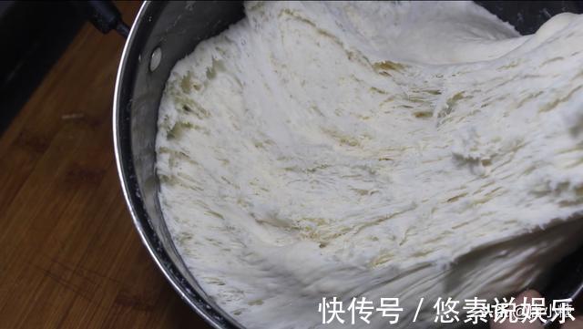 面粉新吃法,不蒸馒头,不包饺子,不烙饼,简单一做,全家吃不够