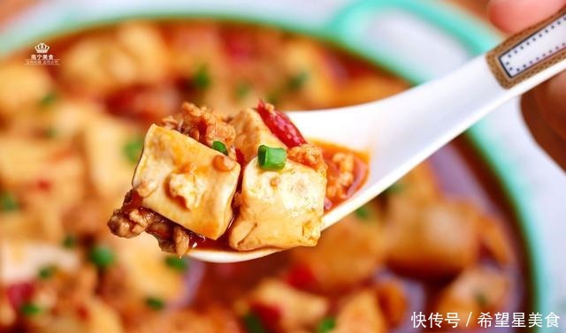 过瘾|豆腐最馋人的做法,我家一周要吃5次才过瘾,每次做一锅饭不够吃