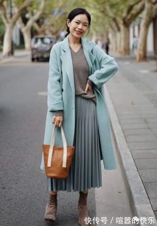搭配 别再说大衣老土又显胖了,这几套搭配技巧高级又洋气,潮人都爱穿