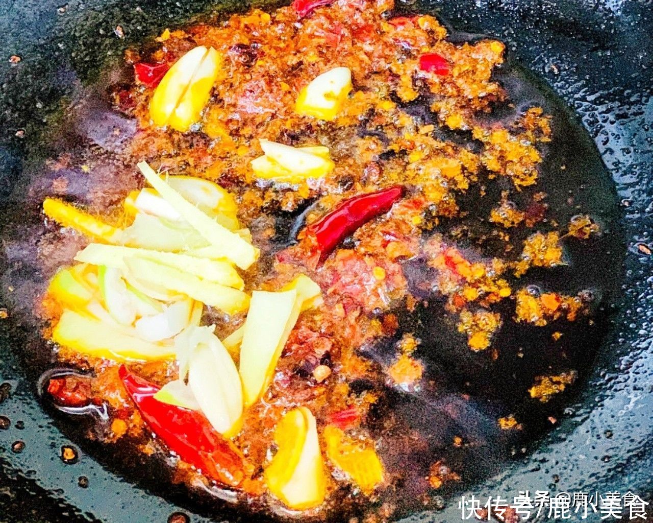 麻辣酱汤|水煮肉片的美味诀窍,掌握“4个技巧”,肉片麻辣鲜香,嫩滑入味