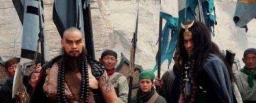 宋江&水浒传中最蠢好汉,实力一般却与林冲齐名,强行出头应敌后被秒杀!