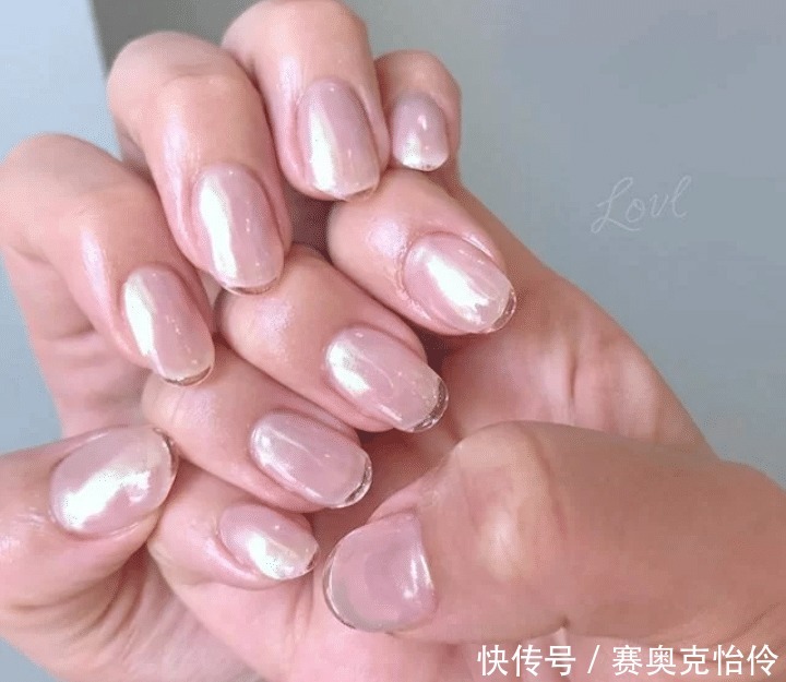 温柔可爱的果冻感美甲,拿图去做!