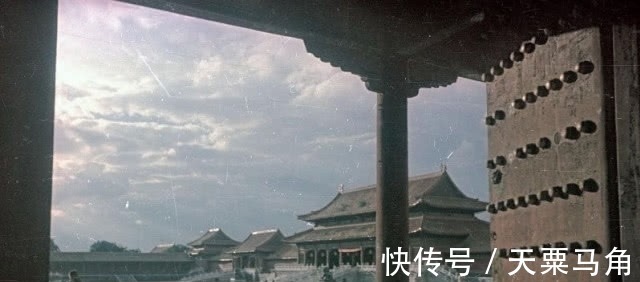 紫禁城|1949年前夕的故宫彩色老照片，有些破旧，游客很少！