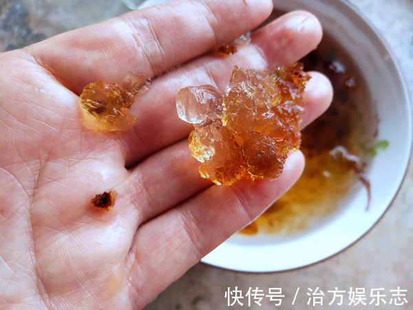 玫瑰|女人喝了这碗羹,皮肤不再干燥,补气养血,经常吃面色红润有光泽