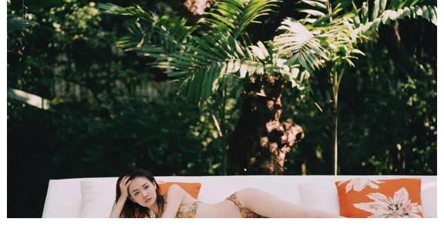 徐璐|漫画腿+小蛮腰,怪不得徐璐天天因为身材顶上热搜