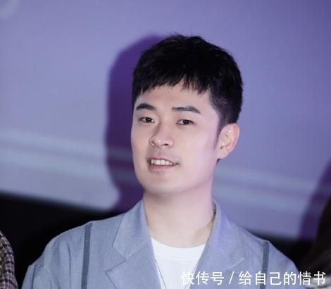 网友:陈赫火锅店又出事?顾客自曝吃出塑料,这事是真的吗?