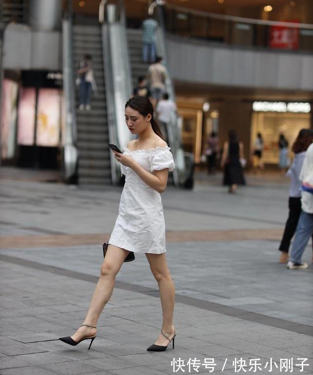 长身 连衣裙遮肉的穿搭秘籍,值得借鉴和尝试,优雅浪漫