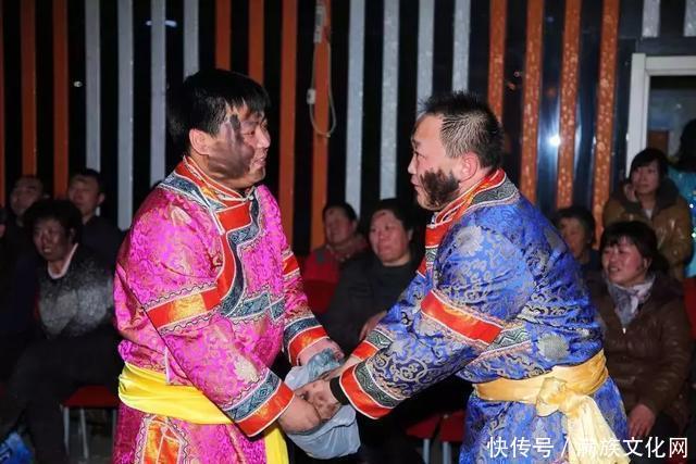 满族元宵节中的打画墨习俗