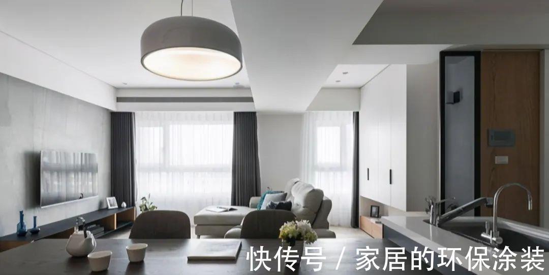 收纳|沙发不靠墙加5㎡收纳区,玄关连餐厅全装柜,100㎡住出豪宅感