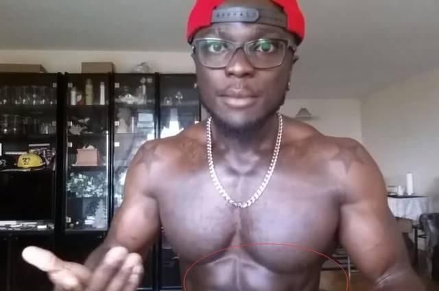 小伙|黑人小伙每天做3种仰卧起坐，每次做50个，保证练出6块腹肌？