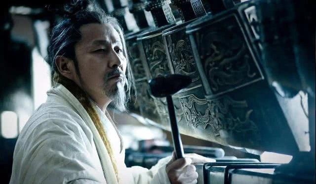 刘邦|刘邦在去世前，为何派陈平去杀樊哙？樊哙和吕后到底什么关系