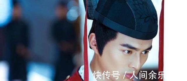 袁客师&相士渡江,看到乘客面相立刻下船,一瘸子上船后,相士说可以坐了