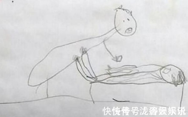 女儿|5岁女儿去兴趣班,回来不对劲,画了两张画后,父母立马报警!