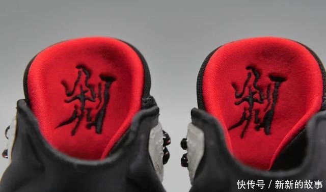 联名还降价的国产好鞋!安踏-漫威联名全系列开箱