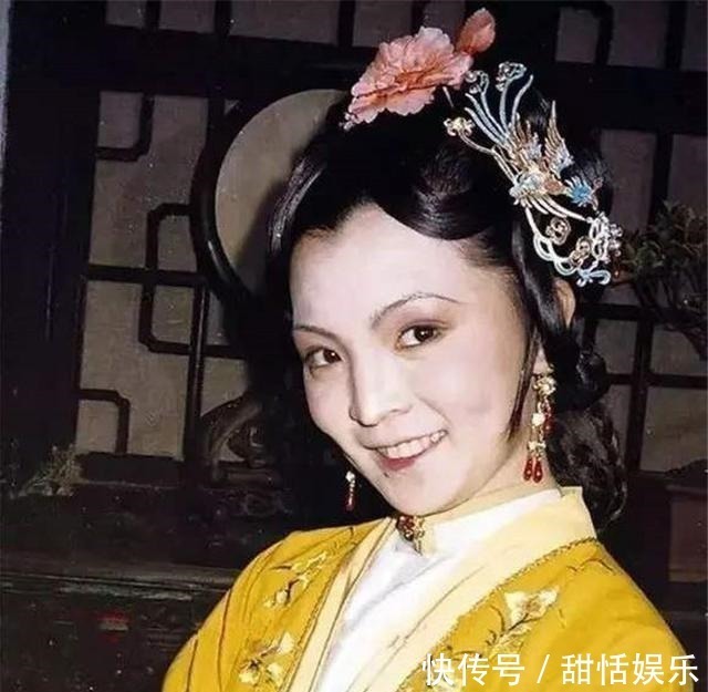 贾宝玉@红楼梦:香菱的结局暗示黛玉成为皇妃,却为皇后所不容,抑郁而终