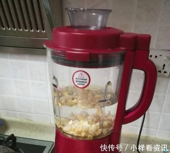 睡眠|失眠太难受，每晚喝一杯“它”，镇静安神，睡眠如婴儿！