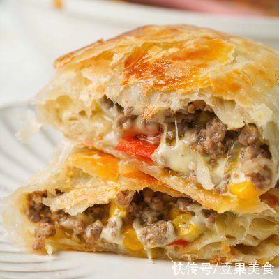 芝士牛肉馅饼更配哦|周末和美味的简易午餐 | 马苏里拉