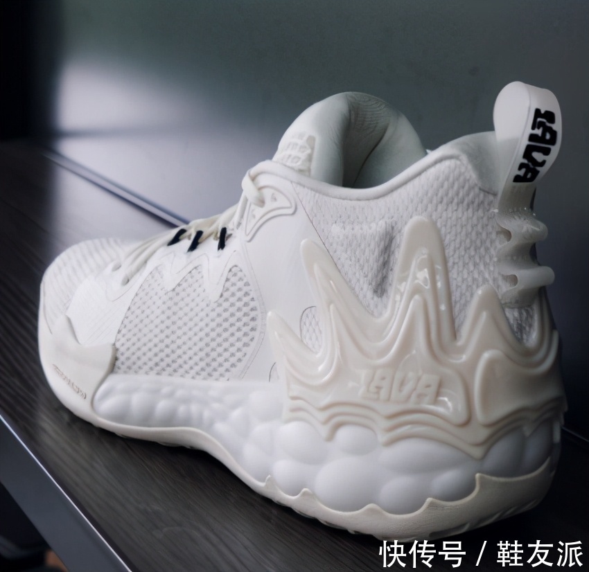 球鞋|一周国产新品球鞋合集!KT7惊艳,全城10曝光,匹克大三角质感强