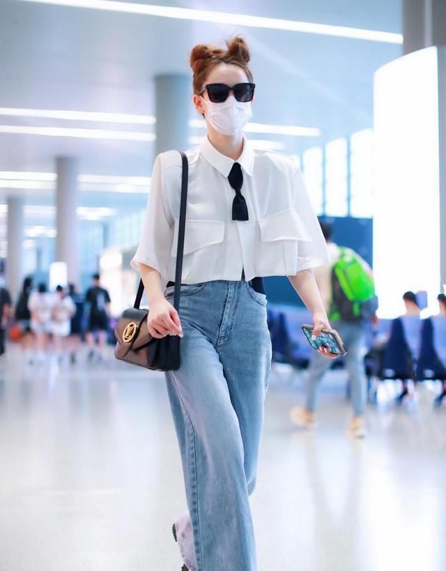 阔腿裤|别再穿“大妈衫”了,女人到了中年穿衣更要讲究,这么穿魅力翻倍