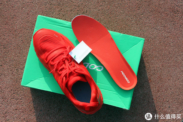 咕咚智能跑鞋10K Pro：带来科学与智能的跑步体验