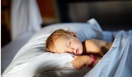 一时失眠一时爽，一直失眠一直就？五个招式助你入眠