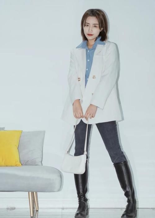 “ 春外套 ”我爱惨了！2021年这么穿，流行极了！