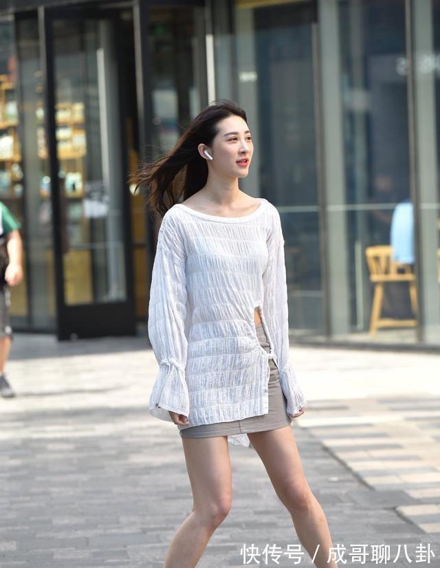 连衣裙|瑜伽裤容易搭配各种造型，尽显极致女人魅力，仙气十足