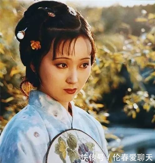 贾母|黛玉由刻薄到端庄,离不开这两个高人的指引,难怪贾母从不担心