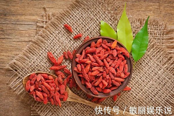 马齿苋|枸杞别再泡水喝，教你3种新吃法，血脂、血糖、血压都不敢升高！