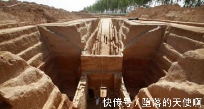 墓主&大型墓葬群被发现,墓主身份到底有多高贵使得两伙盗墓贼起冲突