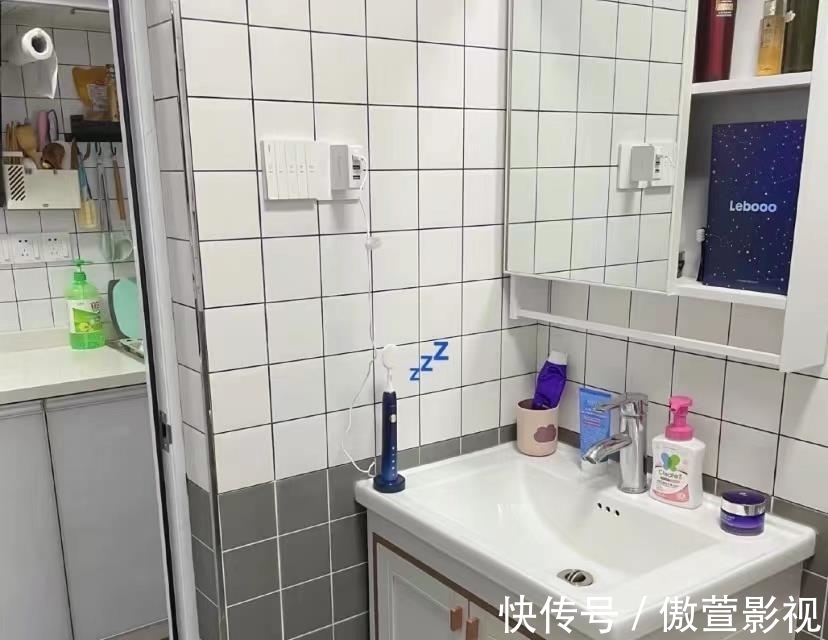 温暖|谁说小户型太拥挤,纯属瞎操心,30㎡照样五脏俱全