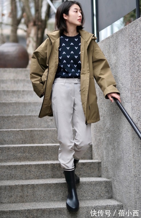 氛围感|早秋想穿出时髦氛围感?来跟着这位博主学,打造高级感并不难!