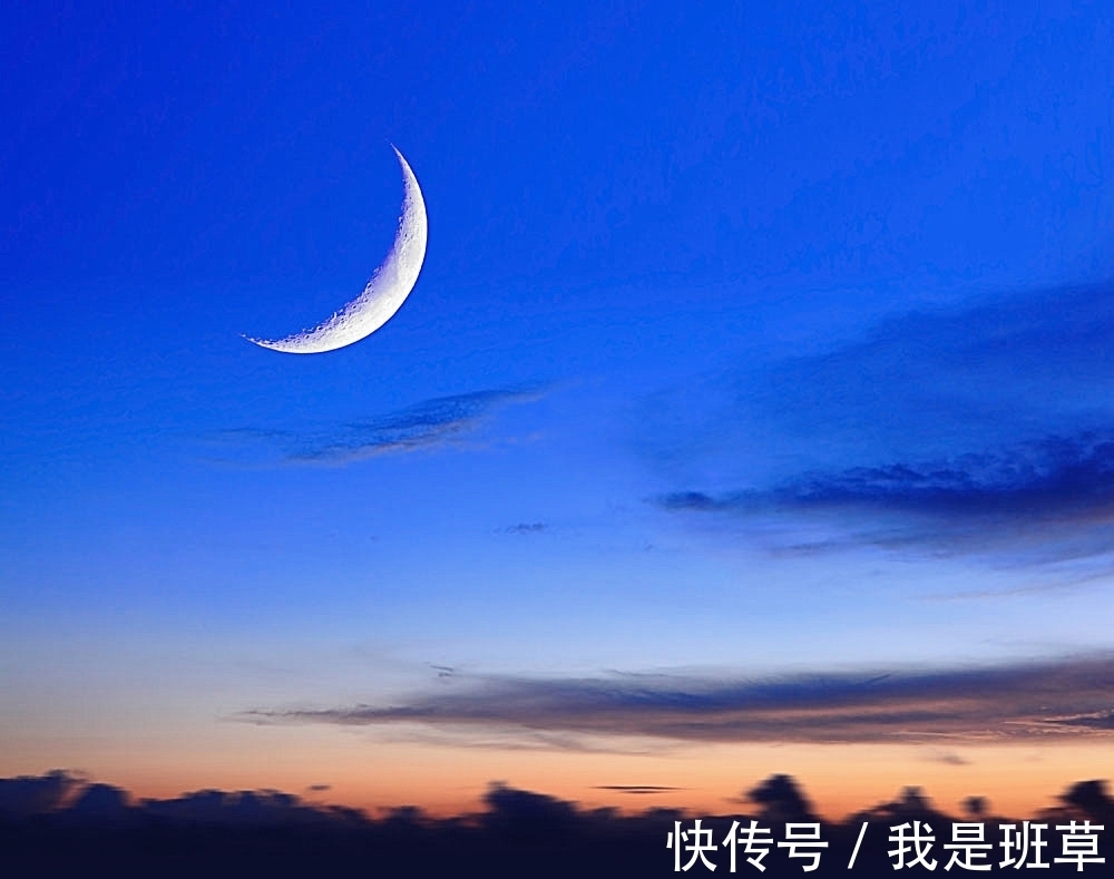 这首诗!纳兰看到如眉新月,触景生情写下一首词,这句最动人