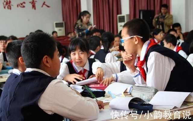 兴趣|妈妈画画中途离开，男孩妙笔生花添“女主”，画风就被轻松带歪