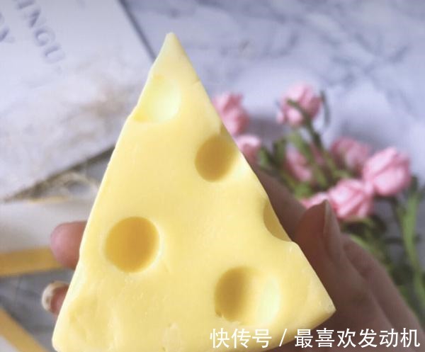 黑头|最近一款“变态洁面皂”火了,比洗面奶好用,用后黑头痘痘消失了!