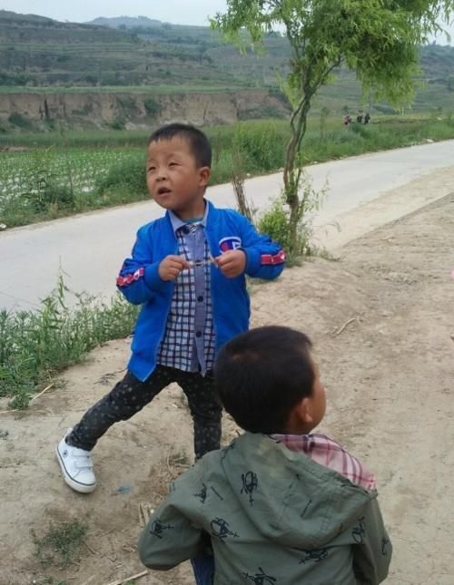 问问题|“聪明娃”反而更难带?你家孩子如果这样淘气,家长偷着乐吧