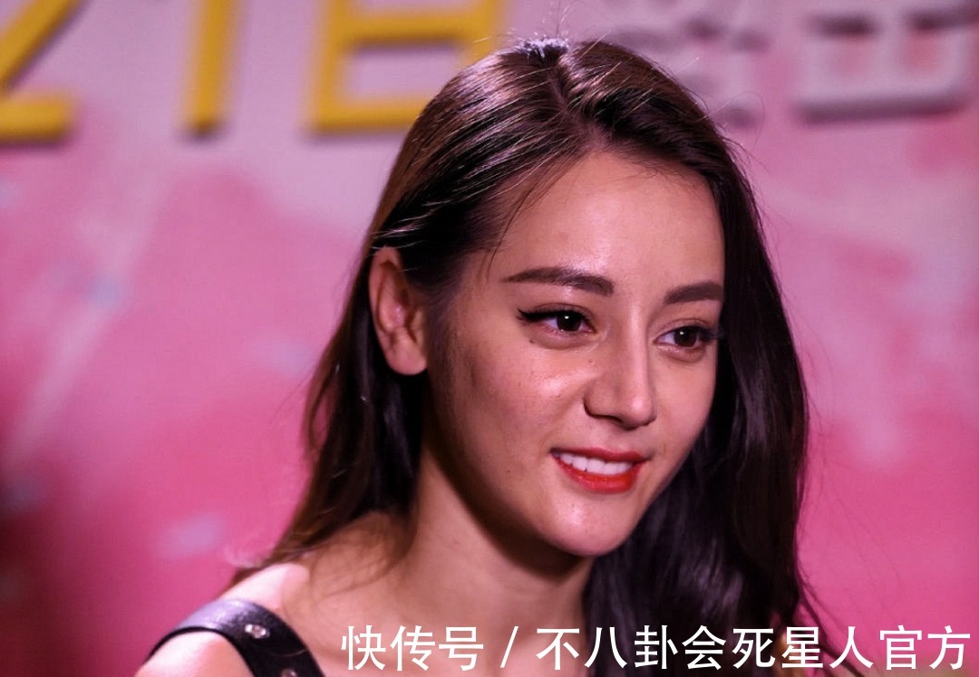 皮肤|斑点皱纹、妆浓浮粉、含胸驼背,看完女星生图,再也不容貌焦虑了