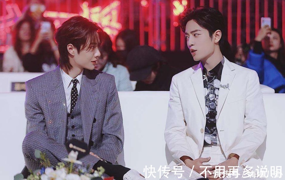 熹微|肖战王一博世纪同框！两人虽同台亮相，却无丝毫互动