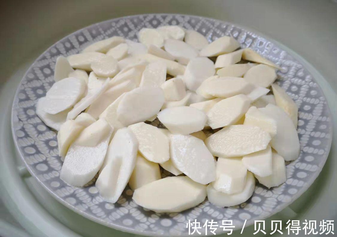 冬天,吃得最多的就是它了!一团一蒸,软糯香甜,孩子们吃不够!