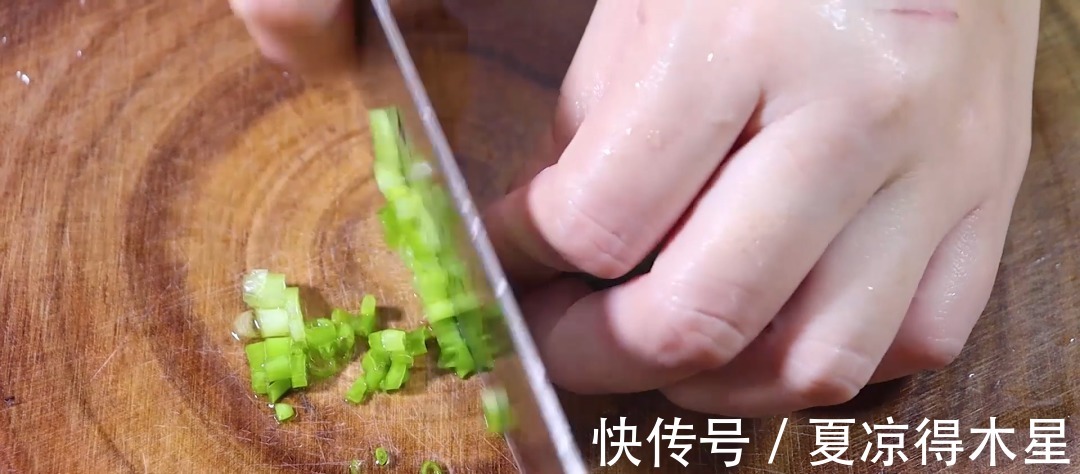 辅食|别逼孩子吃米饭了!换个做法,宝宝越吃越聪明,口口都是钙和DHA!