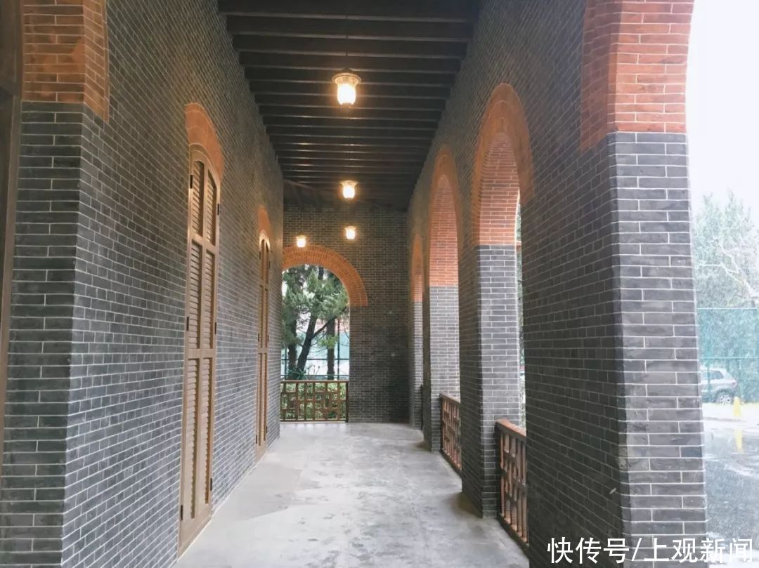 华政校园里的这片历史建筑群，值得一一品味