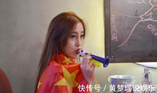李铁|输2场还拿到12分,CCTV5直播国足客战日本,李霄鹏带队能否进个球