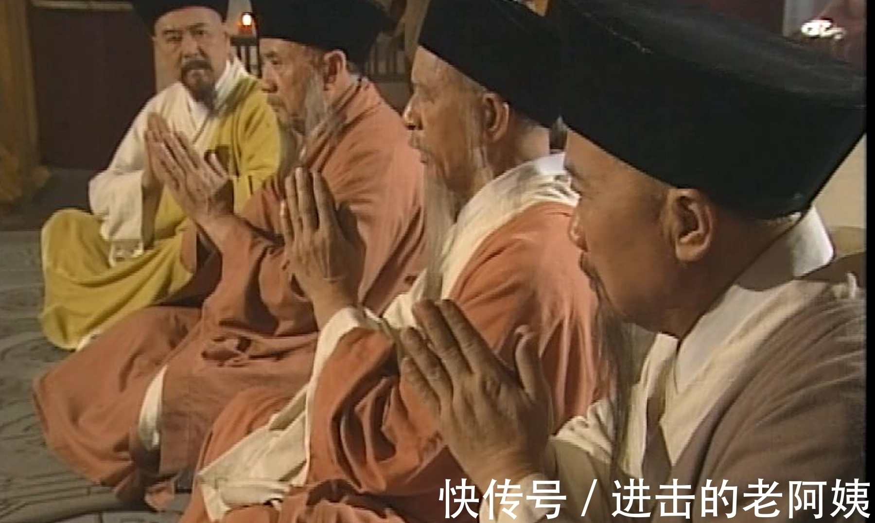 枯荣大师#天龙八部中,枯荣大师武功如何,是一僧二挂三老四绝外第一人吗?