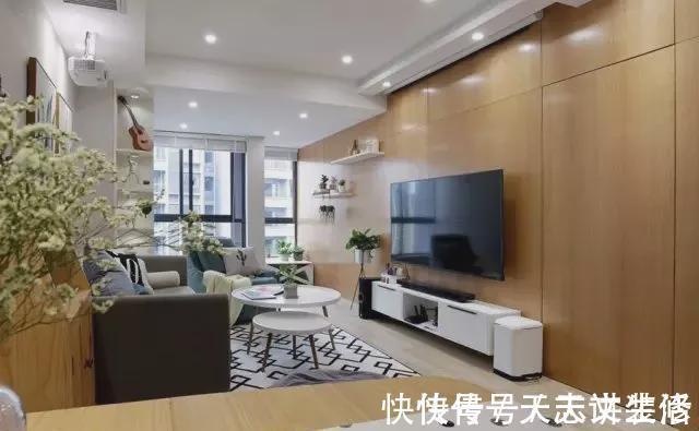 主卧室|55㎡的小户型竟然一点也不挤,主卧室还有个大衣帽间!