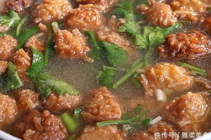 我家年夜饭上的压轴菜,香酥脆爽,汤汁酸咸好喝,上桌分分钟抢光