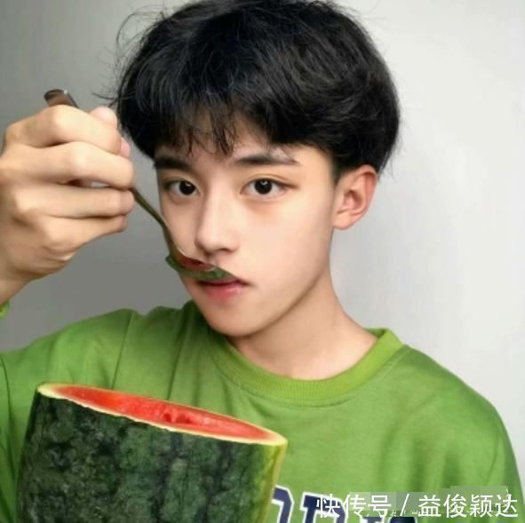 男孩子|男孩子这3个部位“越干净”,女生才会“打高分”,直男学到了